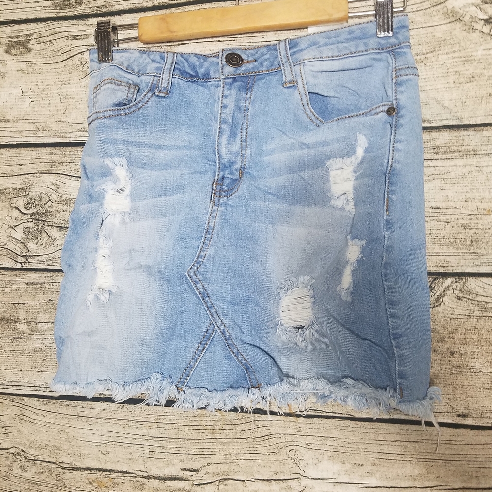 Machine Distressed Denim Skirt Size Medium.Waist approx: 13.5 inches Length a
